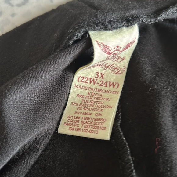 Faded Glory Asymmetrical Black Skirt - 3X - Picture 3 of 3